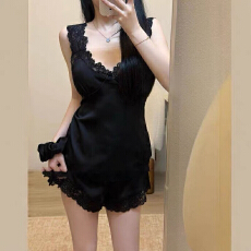 雅庭新款少女直播性感吊带冰雪丝爆款花边短裤套装