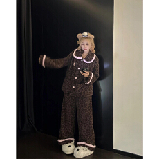批发[]  豹纹Kitty珊瑚绒<b class='q'>娃娃领</b>家居服加厚加绒长袖长裤套装