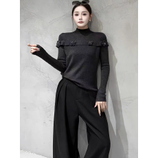 批发2026秋冬款女装6羊毛针织打中领手工钩花显瘦打底衫
