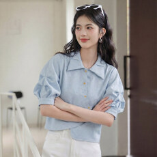 批发法式高级感蓝色短袖衬衫女2026夏季新款设计感小众<b class='q'>不规则</b>上衣