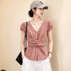 批发复古红色格子衬衫女装短袖夏季新款v领<b class='q'>蕾丝</b>花边小衫法式收腰上衣