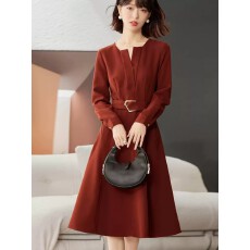 批发秋季连衣裙女中长2023新款休闲妈妈减龄收腰v领长袖裙子
