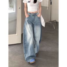 批发美式复古水洗弯刀阔腿牛仔裤女高腰宽松显瘦直筒拖地裤