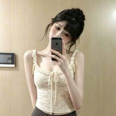 批发<b class='q'>蕾丝</b>花边性感辣妹背心<b class='q'>吊带</b>女夏季新款修身显瘦纯欲风内搭无袖上衣