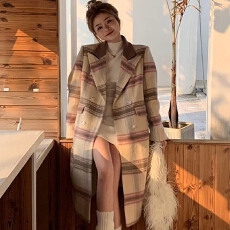 批发撞色<b class='q'>格子</b>减龄设计感大衣女秋冬季2026新款韩系学院风连帽薄款<b class='q'>外套</b>