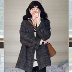 批发韩系设计感复古格子<b class='q'>西装</b>外套女春秋季2026新款小个子宽松休闲开衫