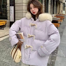 批发紫色牛角扣羽绒棉服女冬季2026新款韩版宽松大毛领加厚面包服外套