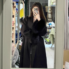 批发黑色可拆卸超大狐狸毛高档大衣女2026冬装新款小个子气质毛呢外套