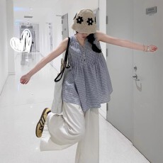 批发色织布蓝色格子无袖v领背心小上衣女夏季外穿2026<b class='q'>新款</b>夏日漂亮