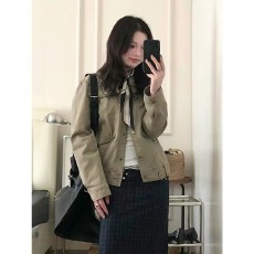 批发美式复古风水洗做旧<b class='q'>牛仔</b><b class='q'>外套女</b>秋季2026新款立领短款工装夹克上衣