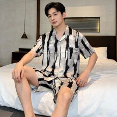 批发夏季新款冰雪丝睡衣<b class='q'>男</b>士短袖短裤家居服高级感薄款两件套可外穿