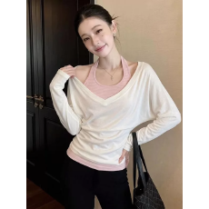 批发设计感假两件挂脖上衣 <b class='q'>秋</b>季新款粉白撞色修身长袖 T 恤