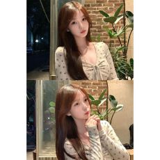 批发纯欲风燕麦色V领碎花蝴蝶结内搭打底衫女春季韩系修身<b class='q'>长袖</b>t恤上衣