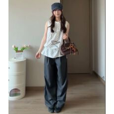 批发韩系花边波点无袖背心<b class='q'>女</b>夏外穿2026新款独特漂亮超好看<b class='q'>衬衫</b><b class='q'>女</b>上衣