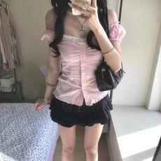 批发甜美风蜜桃粉泡泡袖短袖<b class='q'>t</b><b class='q'>恤</b>女夏季2026新款<b class='q'>修身</b>方领<b class='q'>衬衫</b>花边上衣