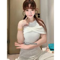 批发纯欲风吊带背心女2026夏季新款修身褶皱洋气<b class='q'>时尚</b>辣妹风高级感上衣