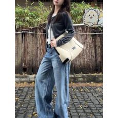 批发<b class='q'>甜美</b>日系高级感深灰色圆领针织开衫女秋修身显瘦短款薄款毛衣外