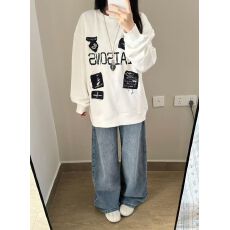 批发圆领卫衣女秋冬印花宽松上衣 应季新款 小众设计感 高级感 显瘦