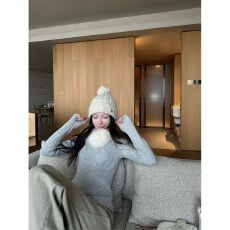 批发衣长56胸围45 安迪绒 品质 高级感菱格<b class='q'>毛衣</b>女 秋款上新 甜酷风