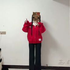 薄款/加绒，绣花 后包条 +防伪扣吊牌，卫衣 秋款上新 纯欲风
