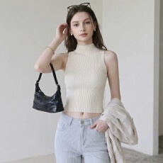 批发纯欲半高领小吊带背心女外穿<b class='q'>夏</b>短款内搭打底无袖削肩挂脖上衣