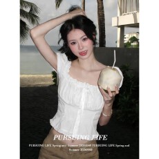 批发韩系衫短袖女<b class='q'>夏</b>季穿搭方领泡泡袖t恤修身显瘦纯欲绝美上衣i