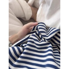 批发条撞色条纹ins风宽松圆领卫袖女<b class='q'>秋</b>季新款百搭时尚显瘦