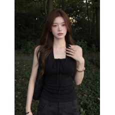 批发黑色假两件挂脖吊带背心女上新款<b class='q'>百搭</b>时尚显瘦气质简约
