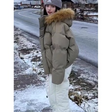 批发可拆卸大毛领女<b class='q'>冬</b>季刺绣加厚保暖情侣羽衣服女款新款百搭