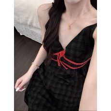 批发网图 ins甜美少女夏季新款吊带<b class='q'>睡裙</b>高级感黑色格纹带胸垫可外穿