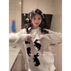 批发白色兔子提花圆领<b class='q'>毛衣</b>女2026早秋新款慵懒风宽松加厚软糯套头上衣