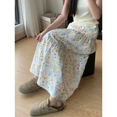 法式碎花半身裙女早春新款高腰遮肚显瘦中长款a字蛋糕裙