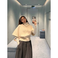 批发秋冬新款<b class='q'>韩版</b>斜领麻花针织衫女宽松慵懒风复古中袖斗篷毛衣