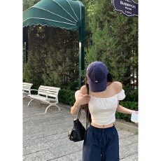 批发Hhyii 爱丽丝 白色绣花一字肩衬衫女<b class='q'>春</b>夏设计感修身显瘦短款上衣