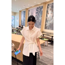 批发气质收腰绑带短袖POLO领<b class='q'>衬衫</b>女装2026夏季显瘦中<b class='q'>长款</b>法式白色上衣