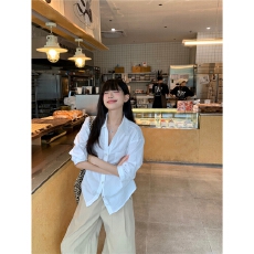 批发韩系白色翻领长袖衬衫<b class='q'>外套女</b>夏季薄款防晒衬衣宽松百搭慵懒风上衣