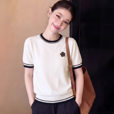 批发<b class='q'>山茶花</b>刺绣冰丝针织衫女短袖<b class='q'>T</b><b class='q'>恤</b>夏季设计感小众薄款百搭撞色上衣