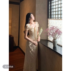 批发法式镂空绣花上衣高腰气质 显瘦蕾丝半身裙女
