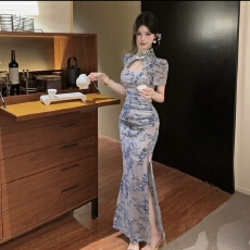 批发新中式长款植绒改良旗袍<b class='q'>连衣裙</b>名媛气质修 身会所佳丽包臀<b class='q'>礼服</b>