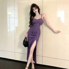 批发吊带抹胸连衣裙闪料肌理抽褶收腰高开叉修身长款<b class='q'>礼服</b>裙