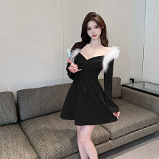 批发名媛风聚会礼服裙毛毛肩饰交叉V领喇叭长袖收腰A摆<b class='q'>连衣裙</b>