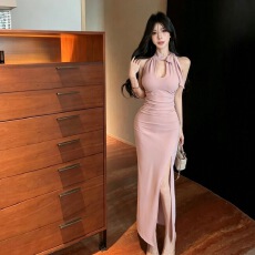 批发轻熟名媛挂脖礼服<b class='q'>长裙</b>蝴蝶结褶皱修身侧开叉显瘦包殿连衣裙