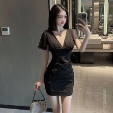 批发深V雪纺小飞袖<b class='q'>连衣裙</b>女收腰褶皱包殿短裙性感夜场技师工作服