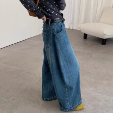 批发设计感蓝色弯刀阔腿牛仔裤女春高腰显瘦今年流行梧桐裤