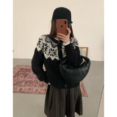 批发档口上新 2026年秋冬新款<b class='q'>女装</b>宽松圆领提花针织开衫毛衣<b class='q'>外套</b>