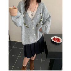 批发档口上新 2026年秋冬新款女装V领宽松落肩中长款<b class='q'>针织</b>开衫毛衣外套