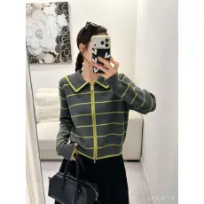 批发休闲风撞色条纹翻领长袖短款拉链毛衣 <b class='q'>显瘦</b>气质通勤