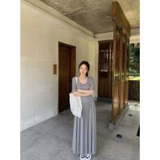 批发<b class='q'>连衣裙</b>女夏季垂感弹力长裙舒适显瘦显高长裙U领A字裙修身大摆裙