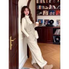 批发<b class='q'>孕妇装</b>2026新款秋冬女背带裤阔腿裤直筒裤宽松<b class='q'>百搭</b>休闲时尚潮流