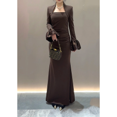 批发<b class='q'>欧美</b>高端定制！方领喇叭袖收腰鱼尾连衣<b class='q'>裙</b>